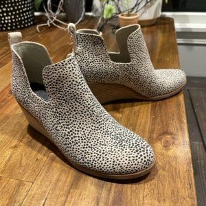 Tom's Kallie Wedge Bootie